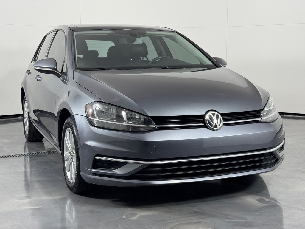 Used 2021 Volkswagen Golf 4-Door FWD image 3