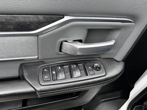 Used 2019 RAM 2500 Big Horn AWD/4WD image 12