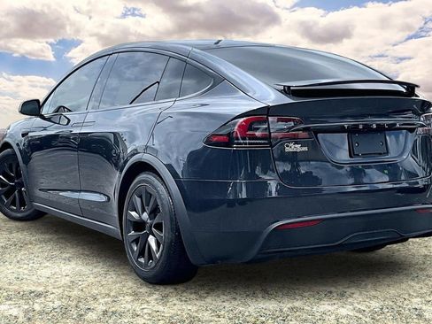 Used 2024 Tesla Model X AWD/4WD image 4