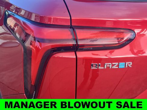 New 2024 Chevrolet Blazer EV LT AWD/4WD image 41