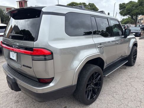 Used 2024 Lexus GX 550 w/ Accessory Package (Z1) AWD/4WD image 5