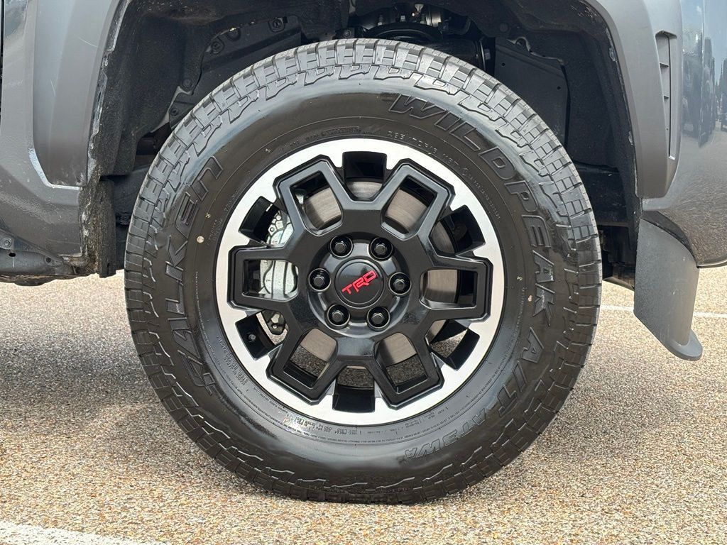 Certified 2025 Toyota Tacoma TRD Off-Road w/ TRD Off Road Upgrade Package AWD/4WD image 8