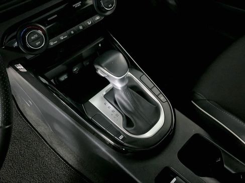 Certified 2024 Kia Forte GT-Line w/ GT-Line Premium Package FWD image 17