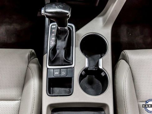 Used 2020 Kia Sportage EX image 22