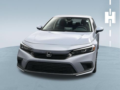 Used 2024 Honda Civic EX image 2