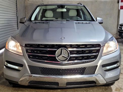 Used 2014 Mercedes-Benz ML 350 2WD w/ Premium 1 Package image 2