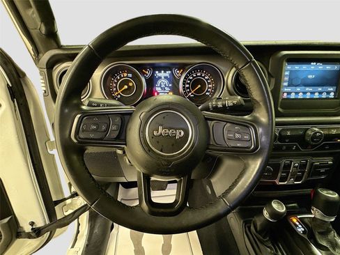 Used 2022 Jeep Wrangler Unlimited Sport image 11