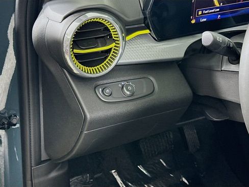 New 2026 Chevrolet Trax LT image 10