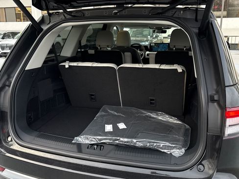 New 2025 Lincoln Aviator Reserve w/ Illumination Package image 14