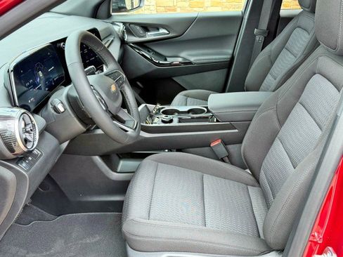 New 2026 Chevrolet Equinox LT FWD image 13