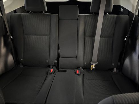 Used 2018 Toyota RAV4 LE w/ All Weather Liner Package AWD/4WD image 42