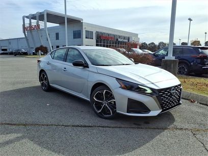 New 2025 Nissan Altima 2.5 SR