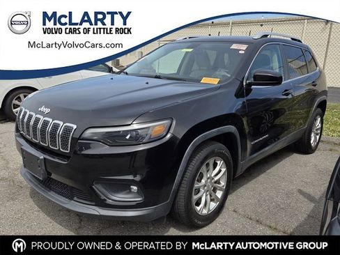 Used 2019 Jeep Cherokee Latitude w/ Popular Appearance Group FWD image 1