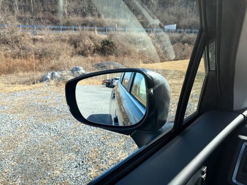 Used 2026 Subaru Ascent Limited image 10