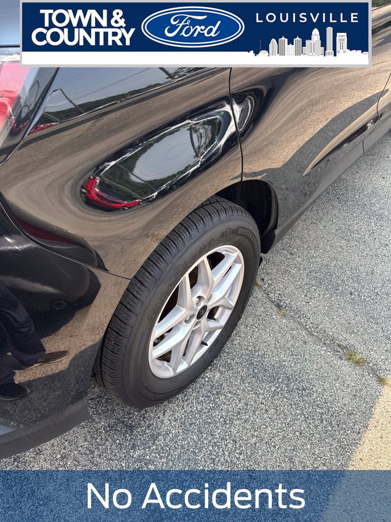 Used 2023 Ford Edge SEL AWD/4WD image 3