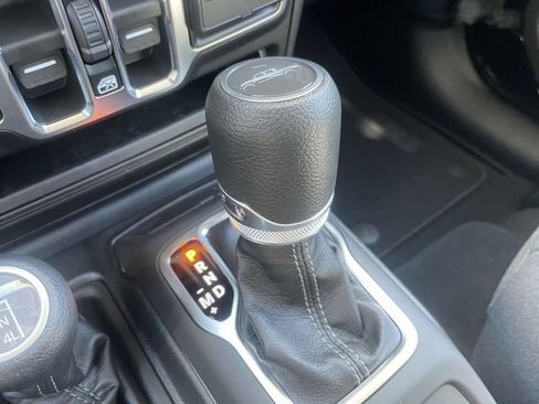 New 2026 Jeep Gladiator Sport AWD/4WD image 37
