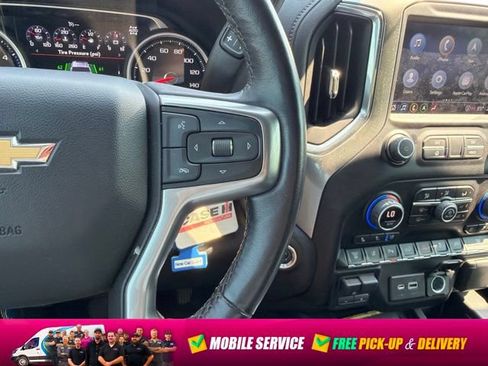 Used 2022 Chevrolet Silverado 2500 LTZ w/ LTZ Convenience Package AWD/4WD image 21