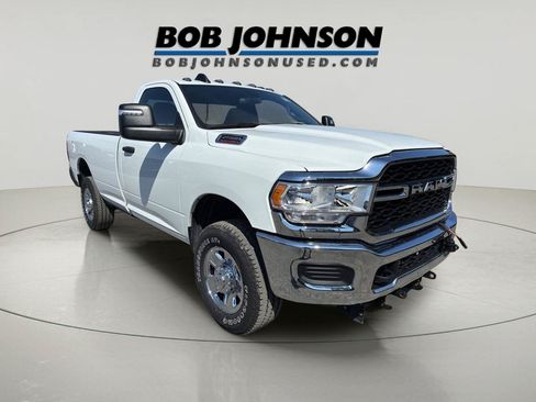 Used 2024 RAM 2500 Tradesman w/ Chrome Appearance Group AWD/4WD image 1