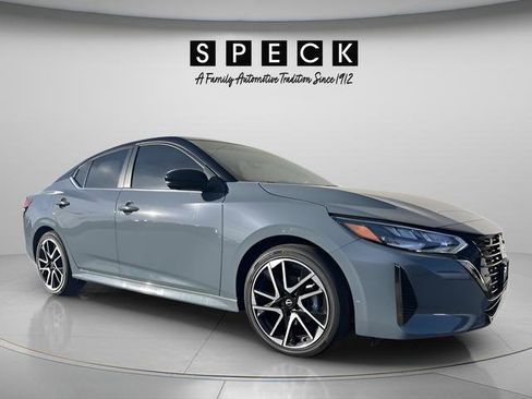 New 2025 Nissan Sentra SR w/ SR Premium Package image 7