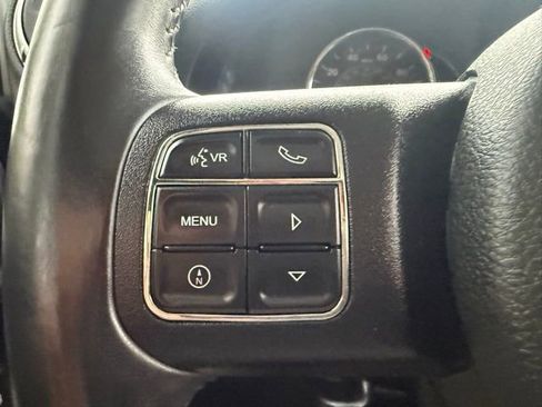 Used 2014 Jeep Wrangler Unlimited Sahara w/ Connectivity Group AWD/4WD image 20