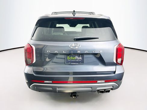 Used 2024 Hyundai Palisade SEL FWD image 7