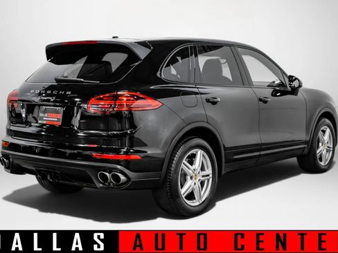 Used 2017 Porsche Cayenne S AWD/4WD image 5