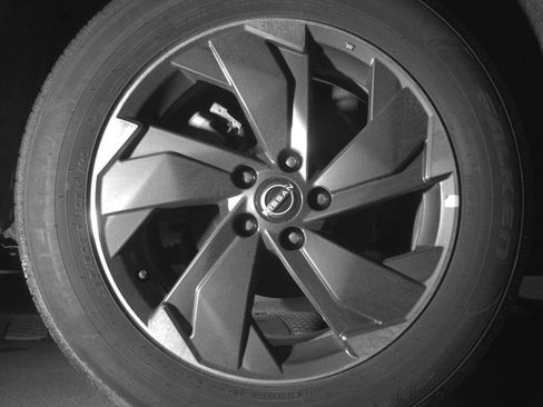 Used 2025 Nissan Rogue SV image 14