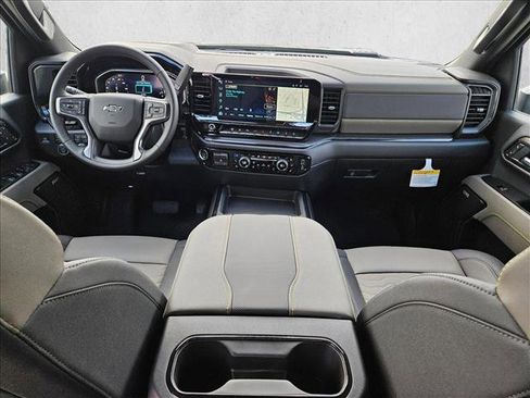 New 2026 Chevrolet Silverado 2500 ZR2 AWD/4WD image 15