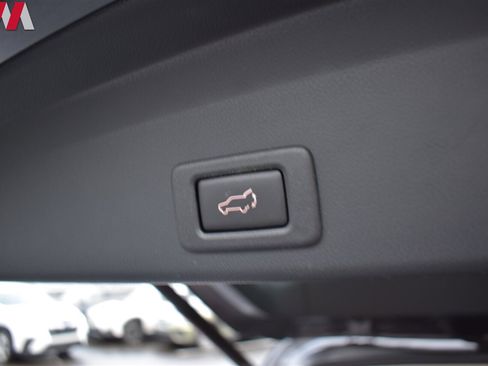 Used 2019 Subaru Ascent Limited image 30