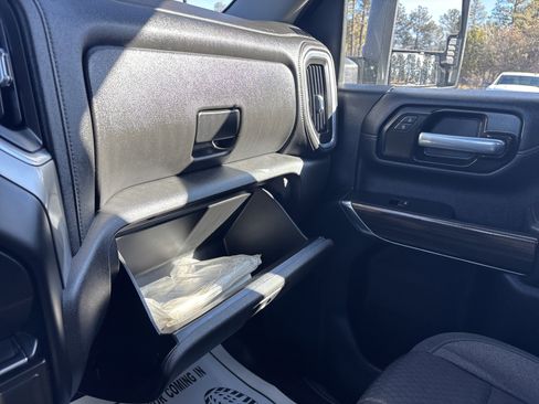 Used 2021 Chevrolet Silverado 2500 LT w/ Z71 Off-Road Package image 26