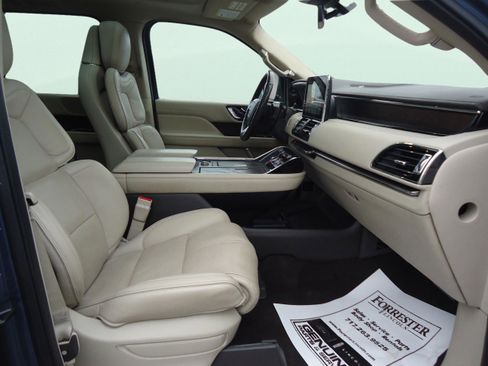 Used 2019 Lincoln Navigator L Reserve w/ Cargo Package image 31
