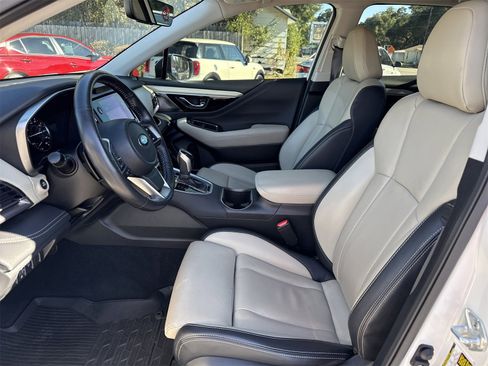 Used 2022 Subaru Outback Limited XT image 9
