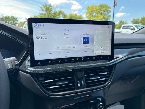 Certified 2024 Ford Escape ST-Line Elite w/ Premium Technology Package AWD/4WD image 17