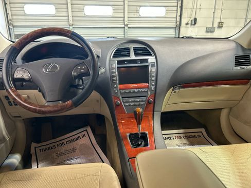 Used 2010 Lexus ES 350 FWD image 4