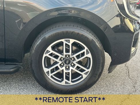 Certified 2025 Ford Expedition Max Active image 14