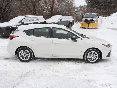 New 2025 Subaru Impreza 2.0i image 4