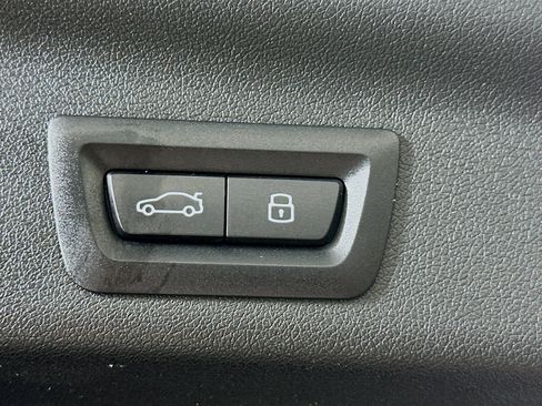 Used 2025 BMW X1 xDrive28i image 31