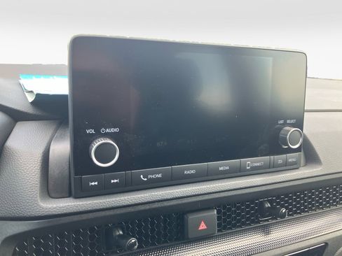 Certified 2025 Honda CR-V EX image 21