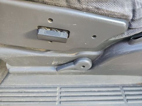 Used 2004 GMC Sierra 1500 SLE w/ Light Duty Power Package image 36