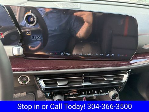 New 2026 Chevrolet Traverse RS w/ LPO, Floor Liner Package AWD/4WD image 17