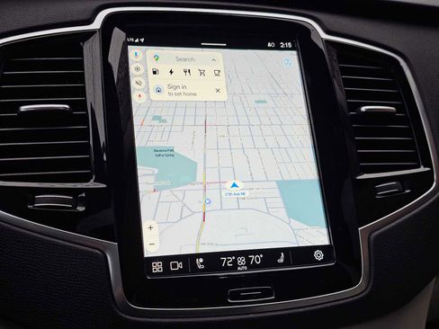 Certified 2023 Volvo XC90 T8 Plus w/ Protection Package image 27