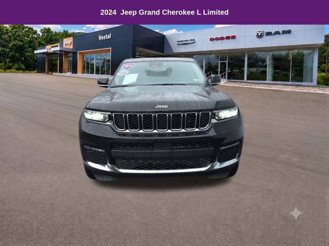 Used 2024 Jeep Grand Cherokee L Limited AWD/4WD image 2