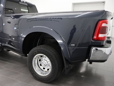 Used 2019 RAM 3500 Laramie AWD/4WD image 32
