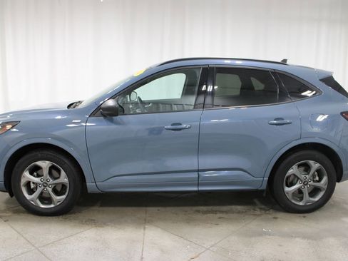 Used 2024 Ford Escape ST-Line image 6