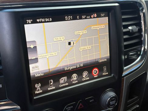 Used 2014 RAM 1500 Laramie w/ Convenience Group image 39