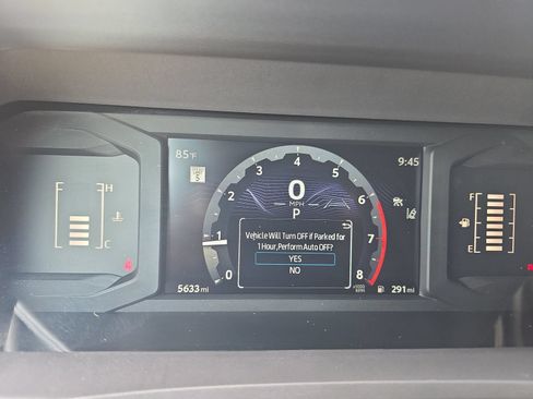 Used 2025 Toyota Tacoma SR5 AWD/4WD image 18