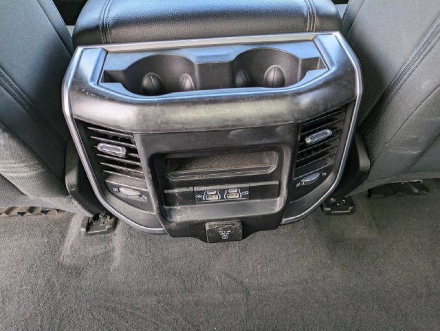 Used 2022 RAM 1500 Big Horn AWD/4WD image 18