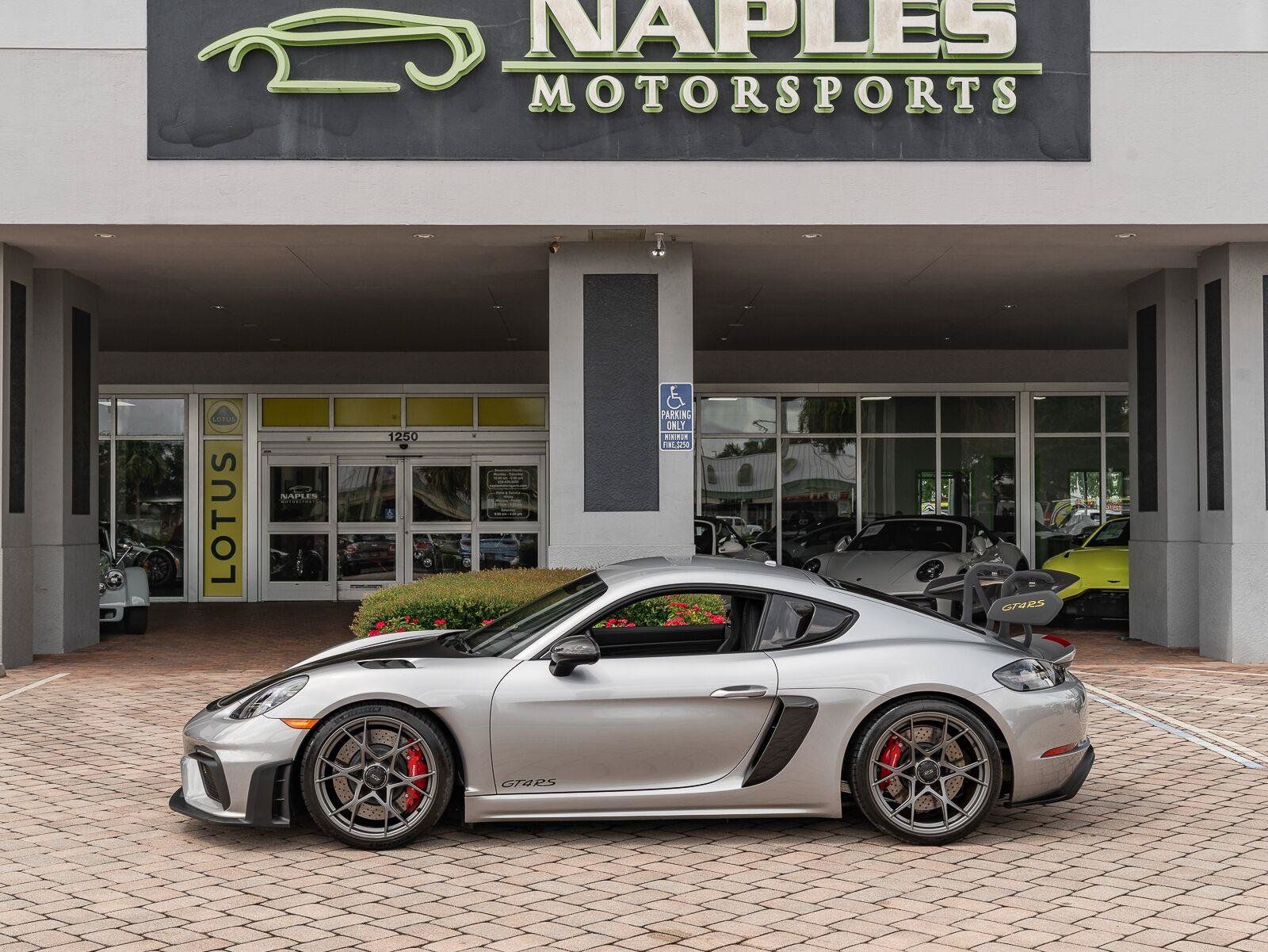 Used 2024 Porsche 718 Cayman GT4 RS RWD image 40