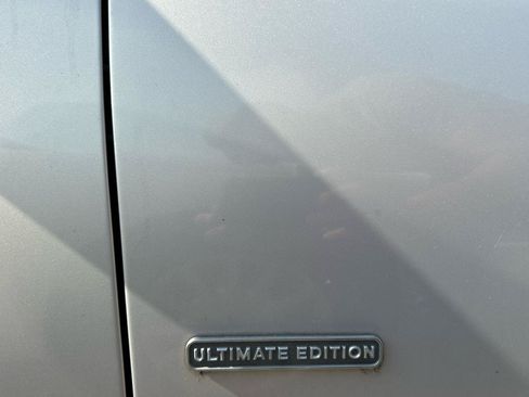 Used 2010 Mercury Grand Marquis LS RWD image 4