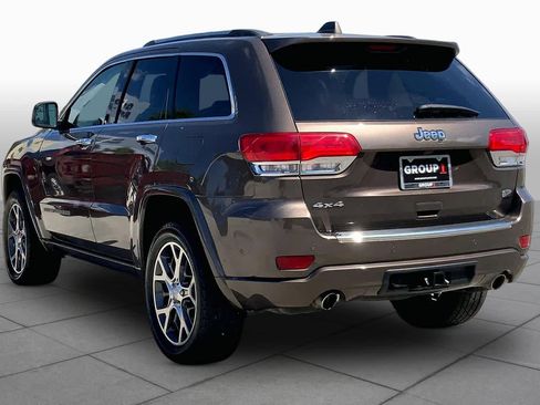 Used 2019 Jeep Grand Cherokee Overland AWD/4WD image 12